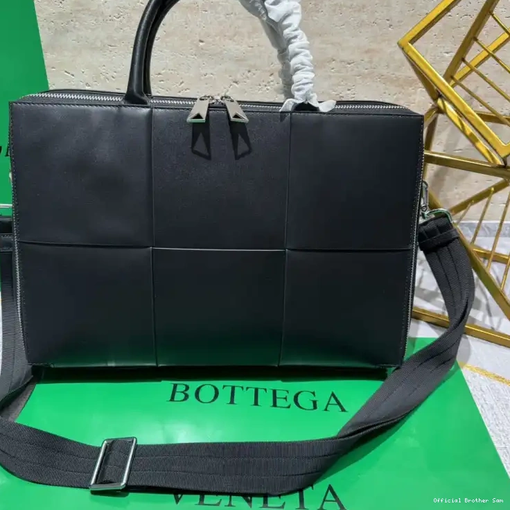 Official Brother Sam 2406YA0020 Veneta Bottega Bags 0620